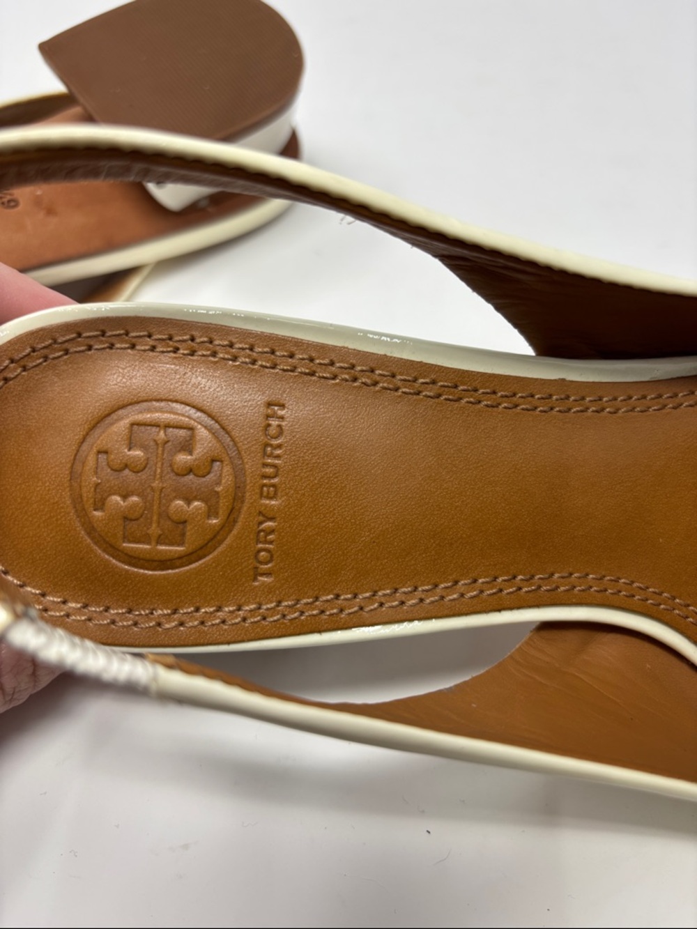 Tory Burch | Cream Patent Pointed Slingback Flats — 6.5 6.5M Dress Shoes - Picture 9 of 9